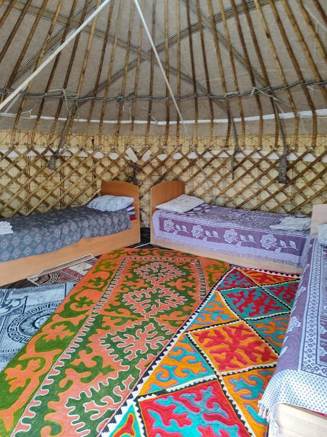 Guest House And Yurt Camp "Ailuu" Tong ห้อง รูปภาพ